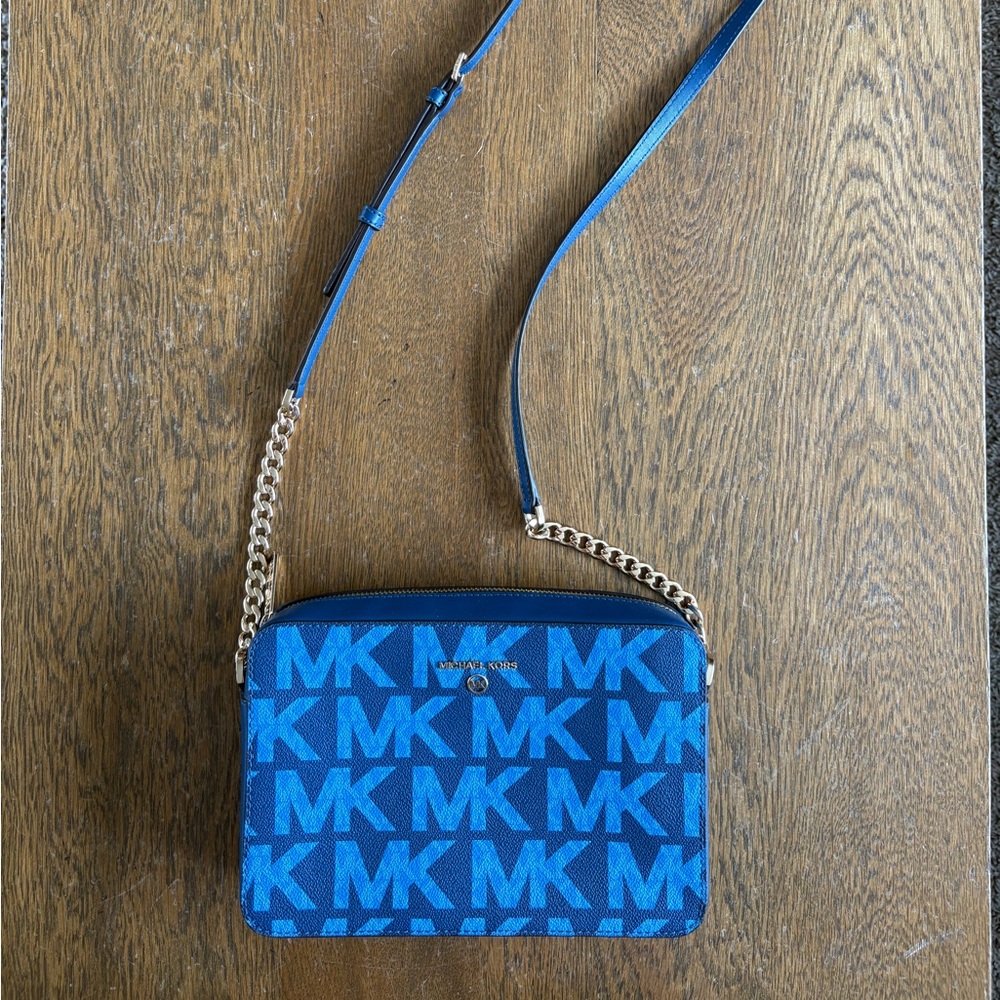 Michael Kors Vibrant Blue MK Jet Set Large Zipper Shoulder Crossbody Bag